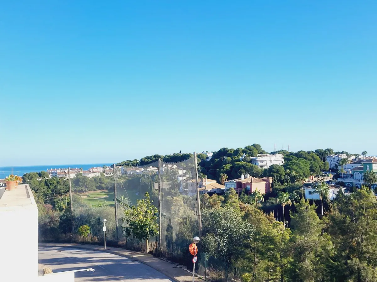 e84db669-a190-4554-9e75-f0202dff663d