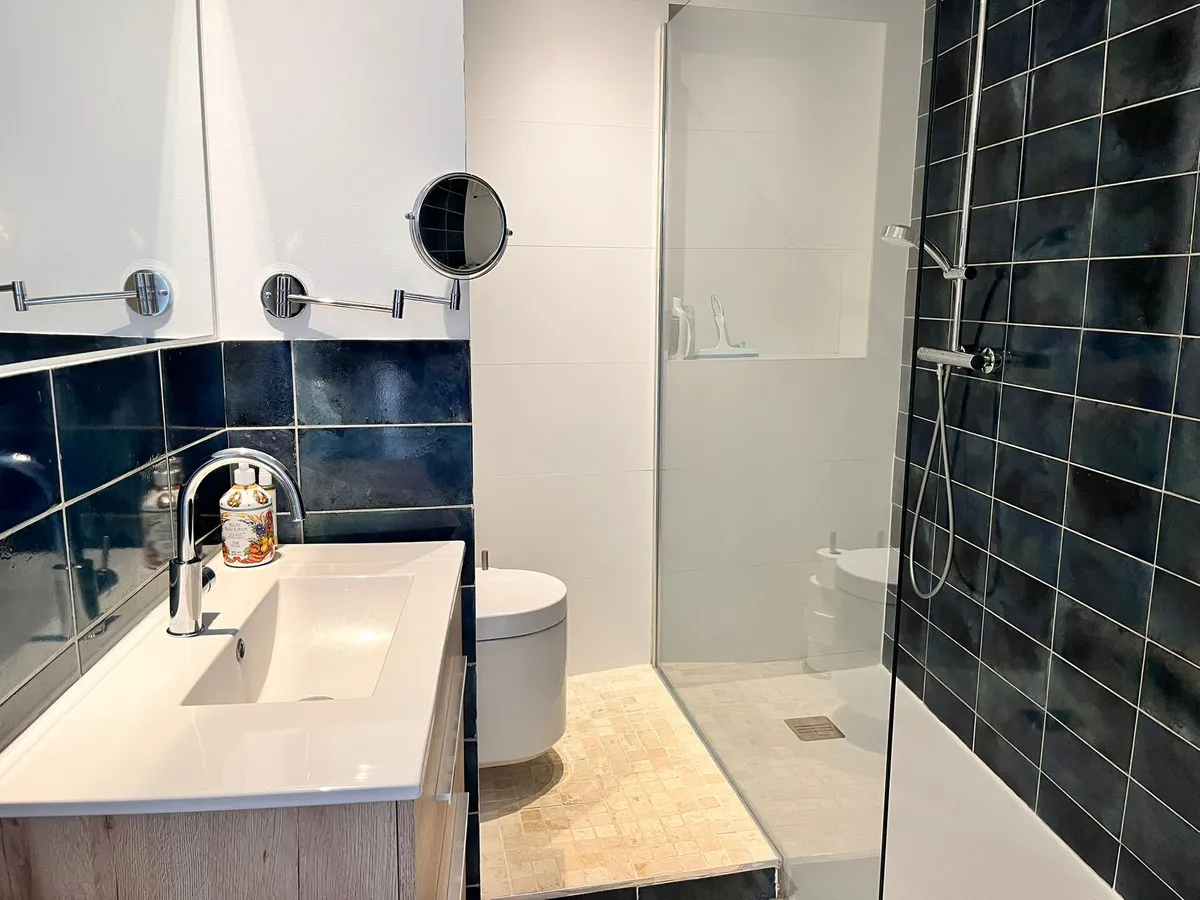 20b8a507-802b-4f84-bc6b-6646630cb8c0