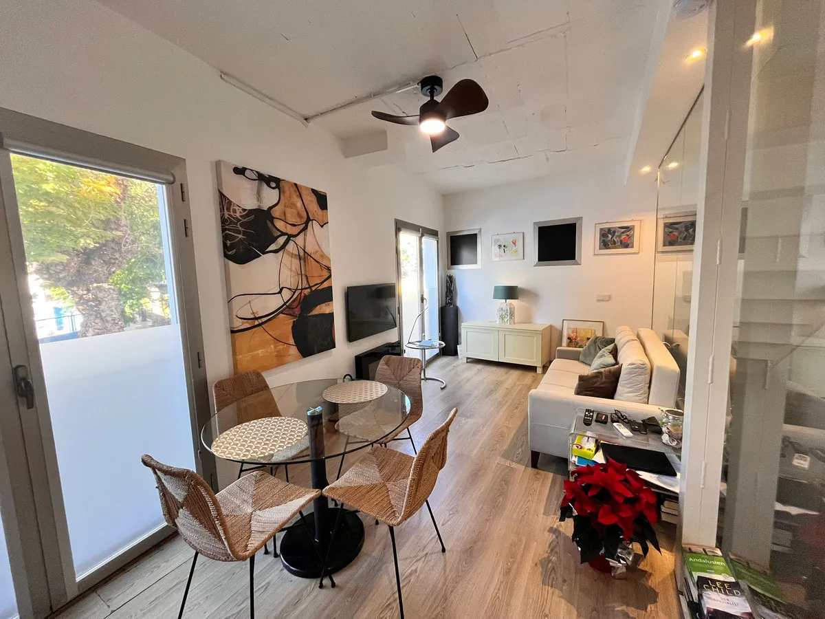 67e4b148-940a-4b61-88fb-c6deca1709d8