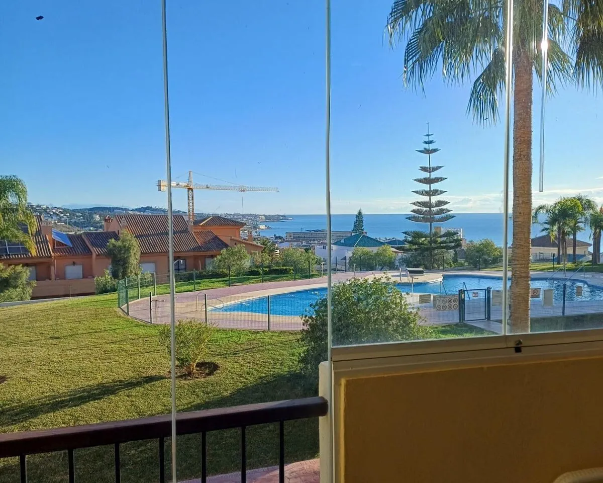 59d67687-91e5-4d4f-9c7f-3318441694c1