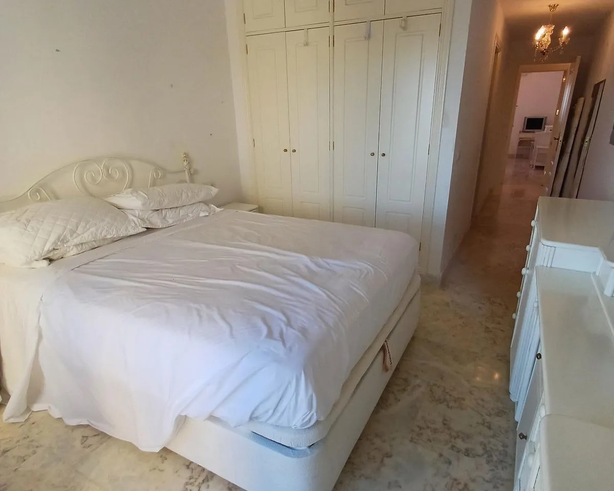 7d4ca0ac-1bbc-4551-9c69-66b1c1c9973b