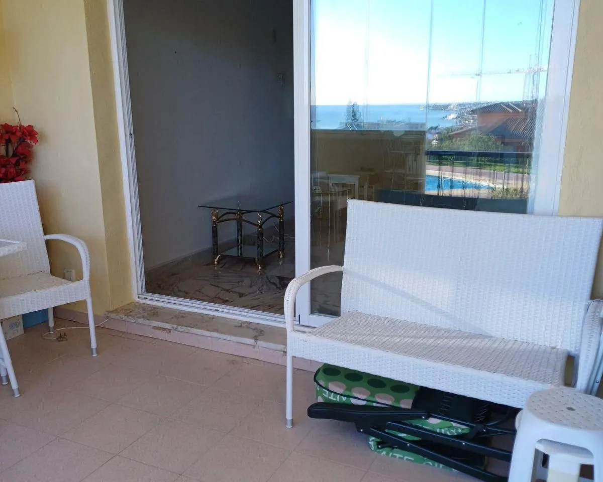 ad7c663e-c370-48a8-81dd-a1935b6c2e7b