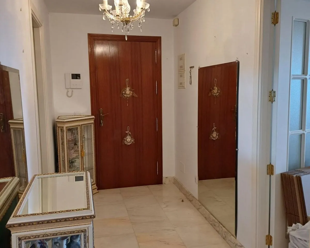 bf04f9a2-4c3f-4b7b-9967-c05deb8f6337