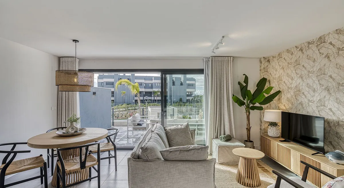 db8da4fe-d4eb-42da-9069-e39249b7d329