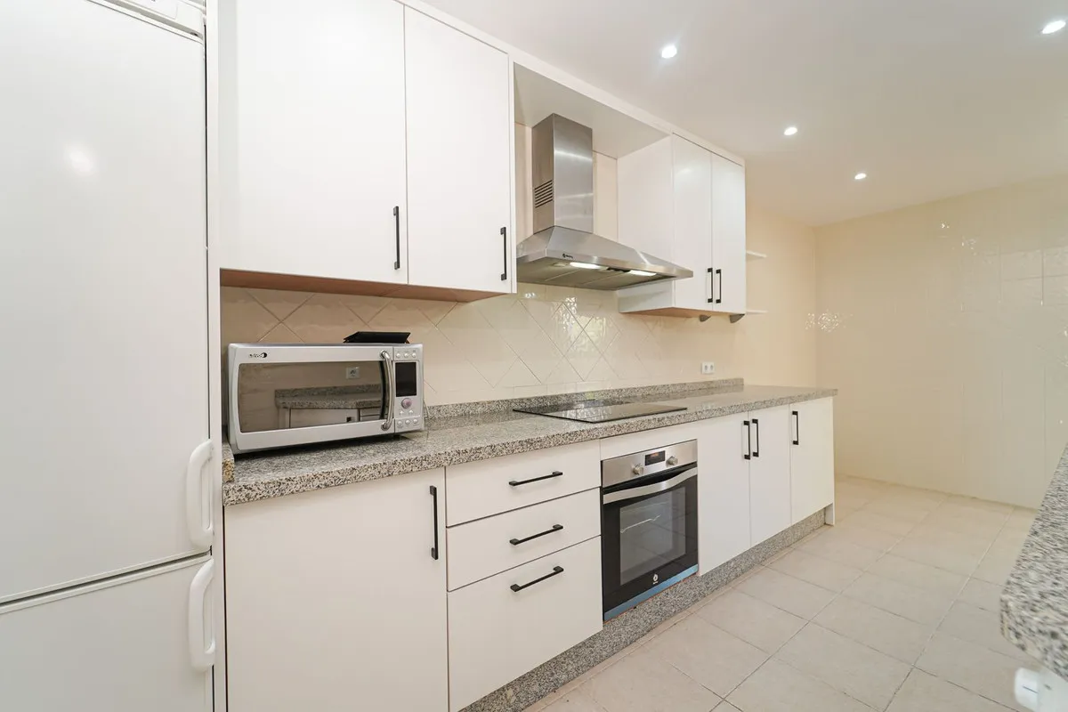 2144abfd-28f8-4b9e-a750-5bfb6b369d82