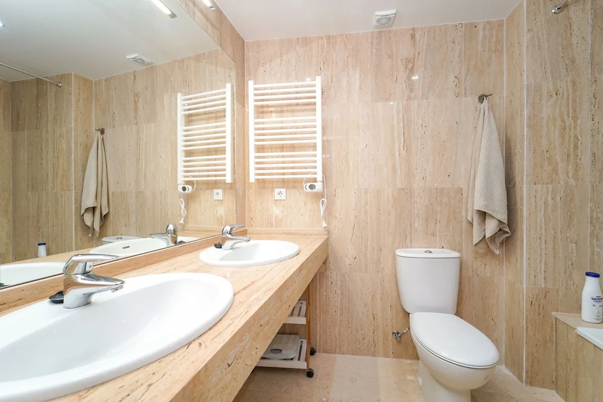 cc5ed86d-9168-4313-84a8-8165591aec91