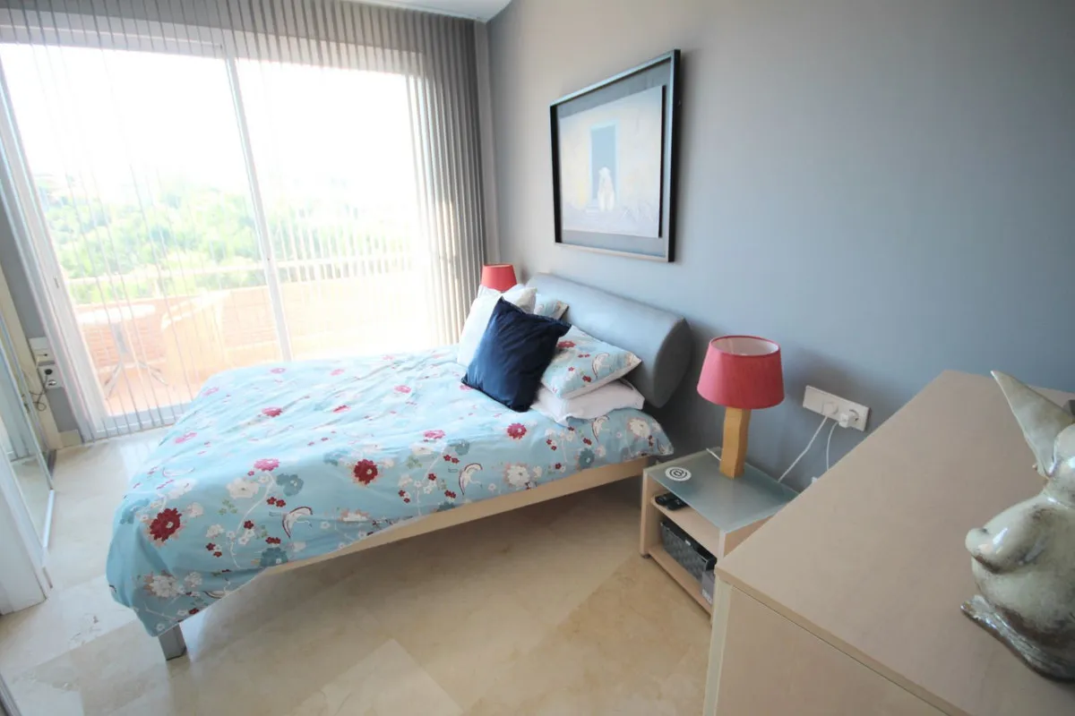 52ae9439-f377-42ea-bfb6-3d523c69b97c