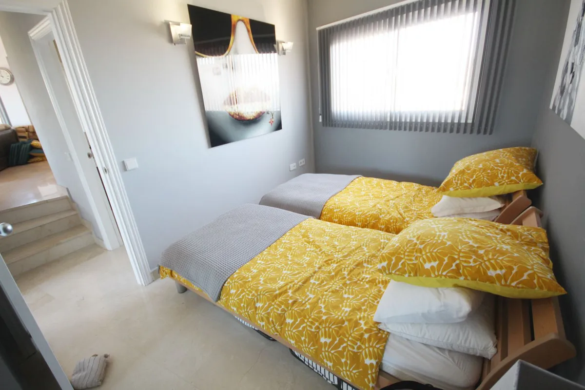 a9ed3b02-1525-4bb4-83fd-63187c0f24fb