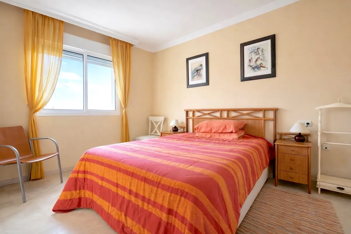 439e9e49-8d1b-4712-881c-6e4f65f85184