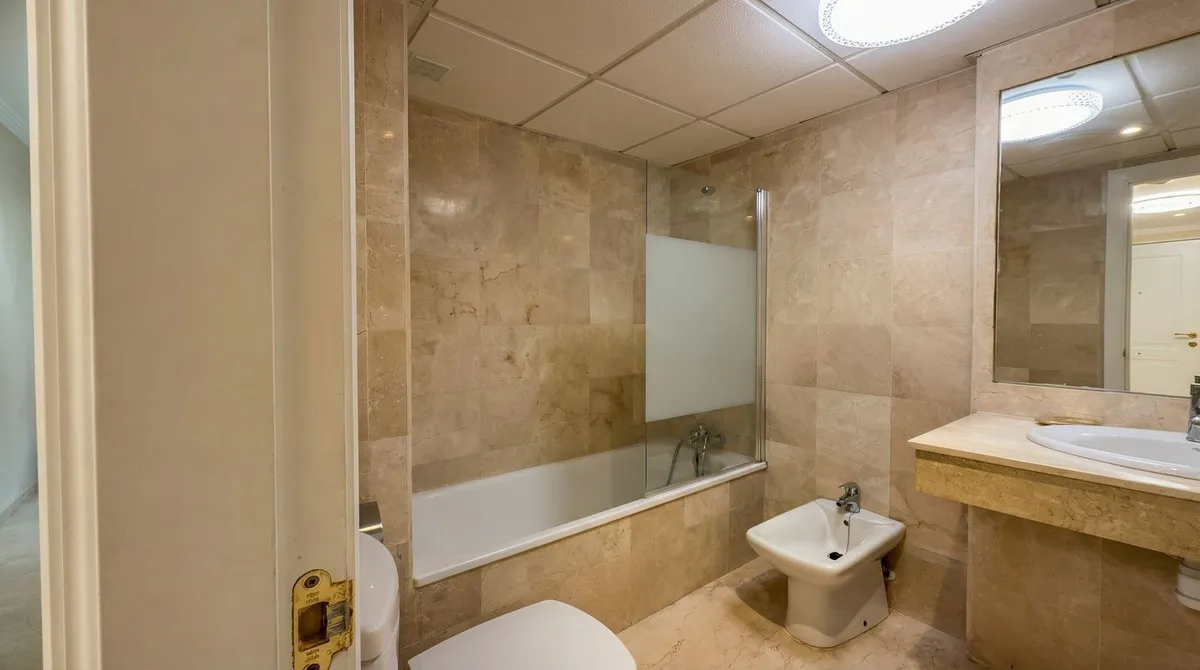 e4b3e3c0-87ec-4e19-99e3-b2bc8b33eb35