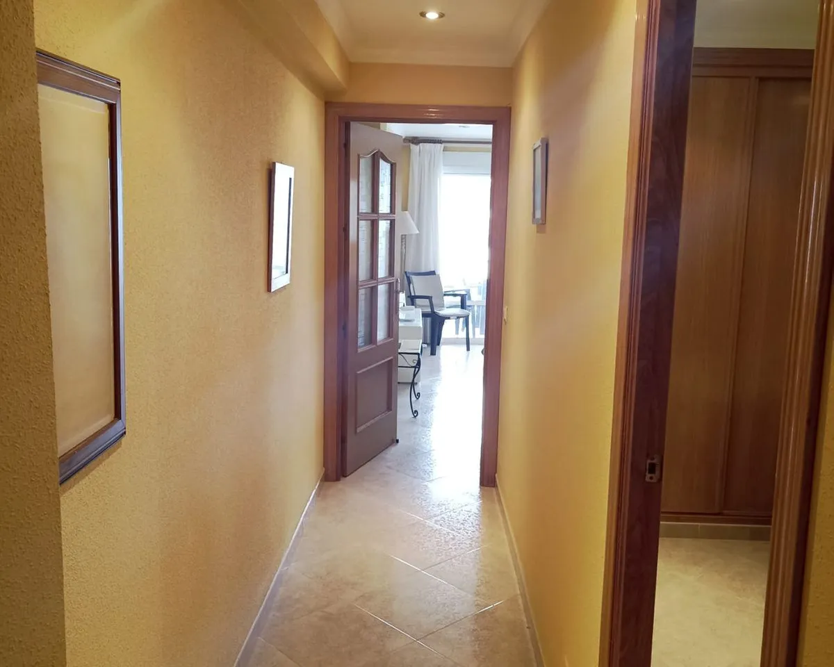 eee6cc15-af33-46d1-8df2-0feeec635651