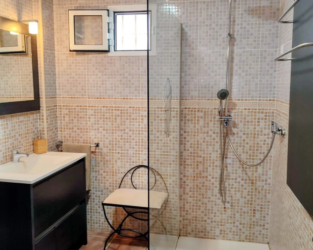 0c596182-4e01-4b19-838a-72e1b6b2f91f