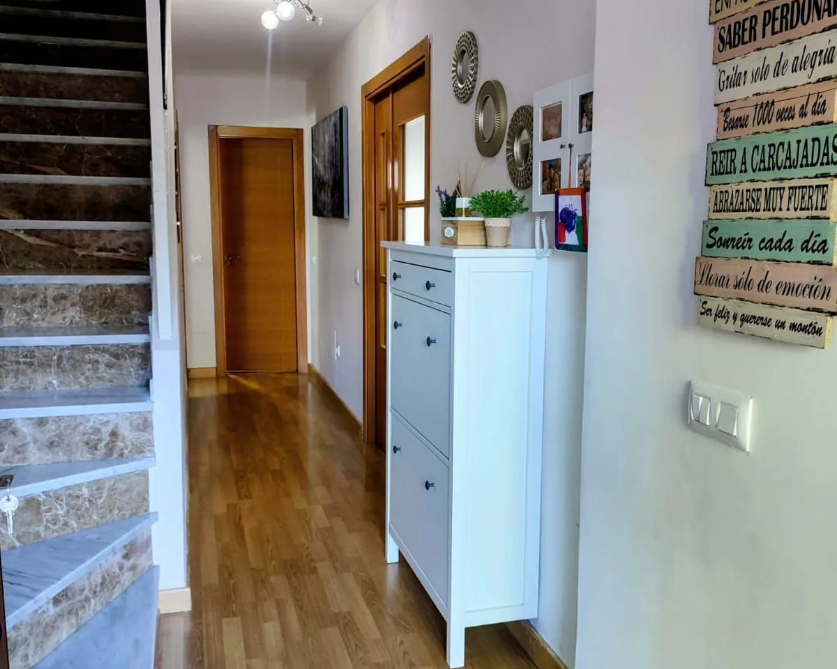 45741655-e860-49ae-95b9-60dfa2691f18