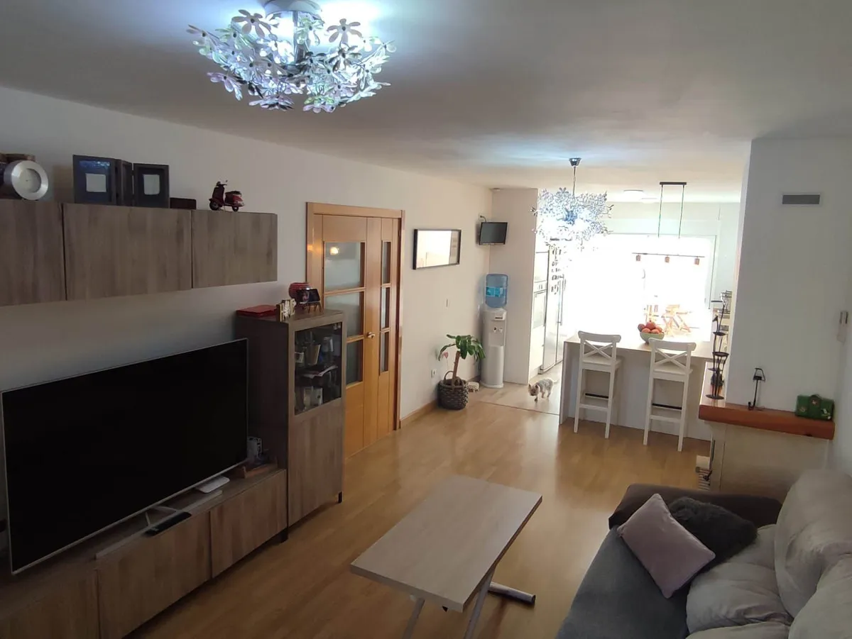 8c6e2e63-131f-494c-b910-6a58f6b82793