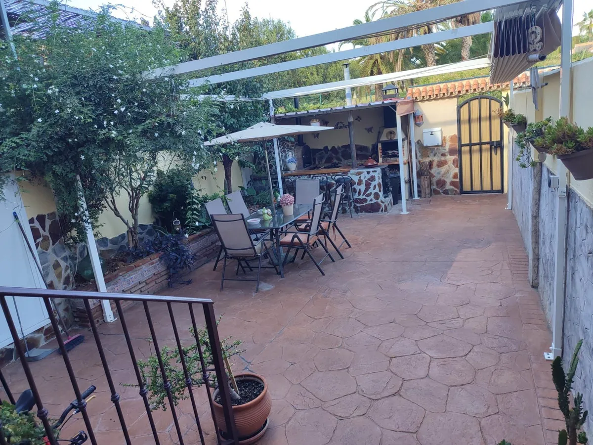 b773085c-054d-41ac-8324-31173129588f