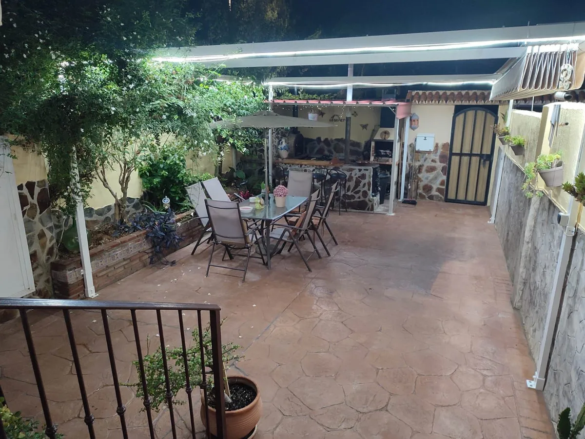 d9fa24d4-a901-428c-86e6-8c64fce570e7