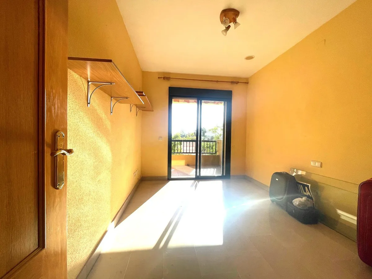 30ab6ffc-7a05-49a9-8dcb-c5f63d1ceaf6