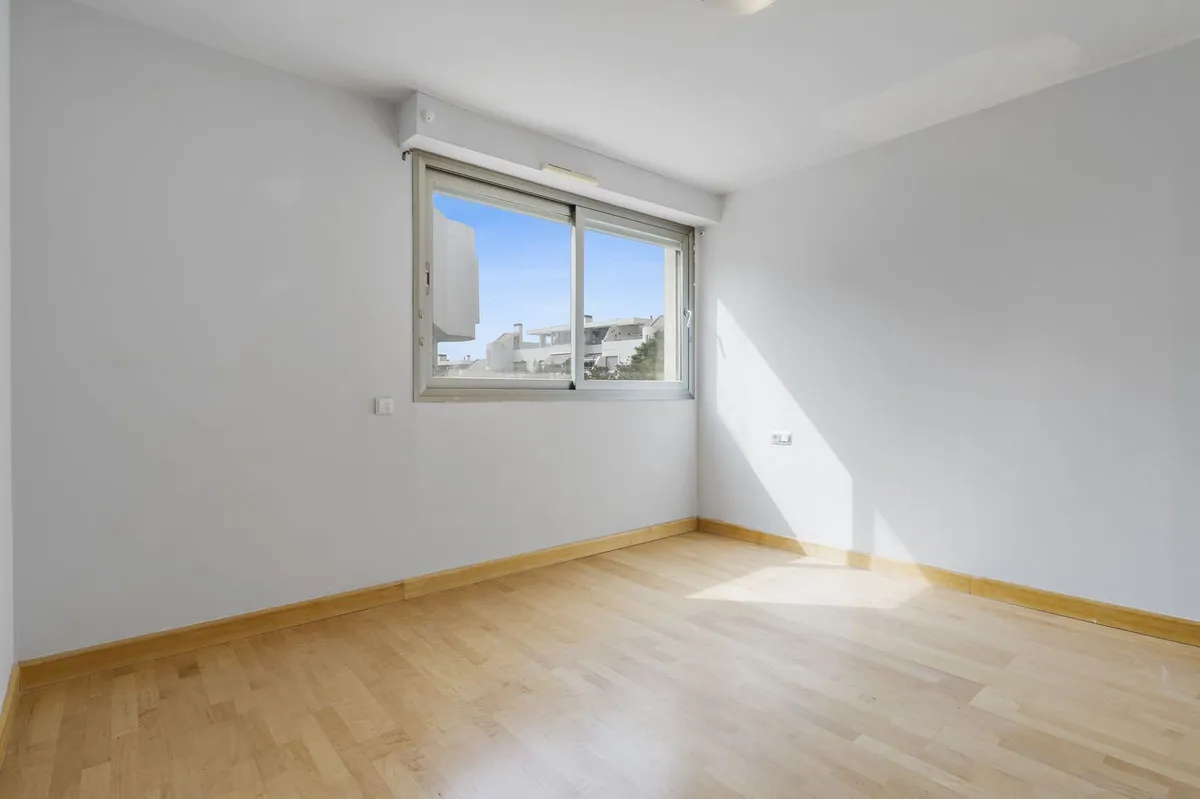 bf62ef18-f1d3-40b4-8b5c-0e5e6fbf8815