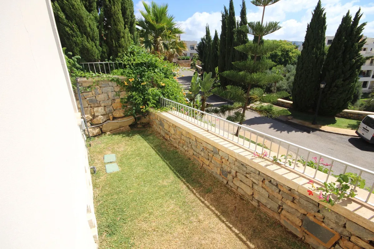 557c3ade-c2a8-4aa8-90eb-ddd9c12a3380