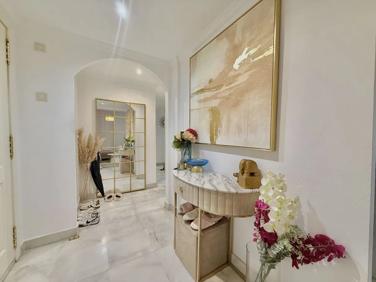 03082f7d-f7e7-48eb-9d76-1c270fd9f4f9