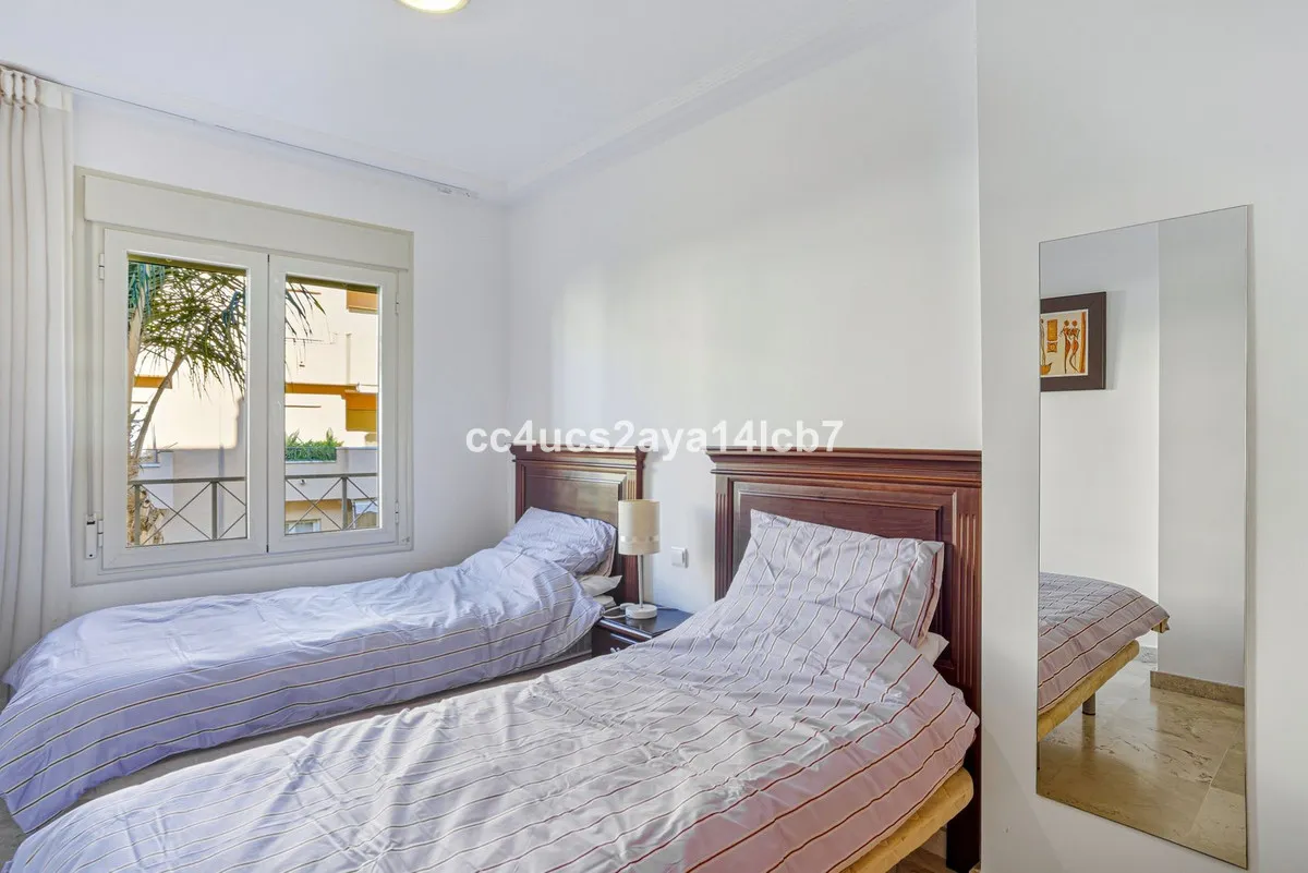 4da40a5f-53b6-4429-ad0c-12643b75c472