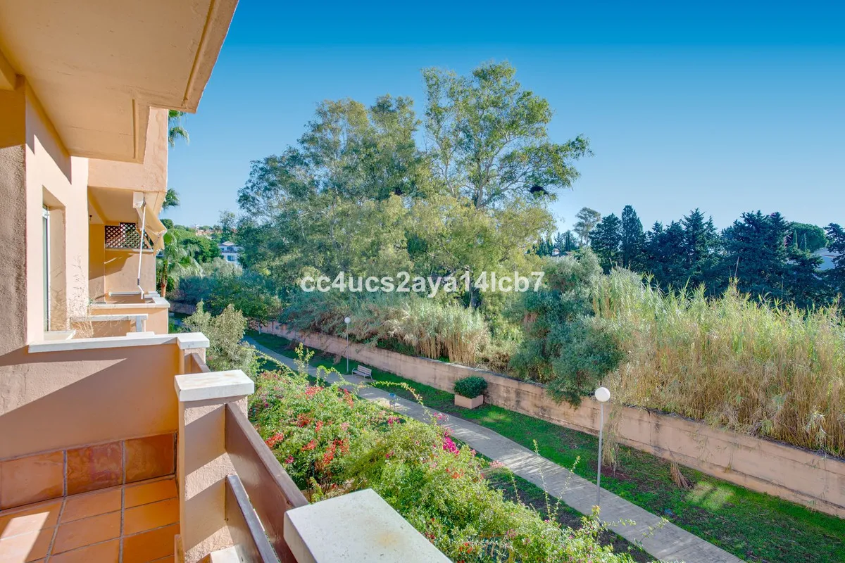 d89808e1-692d-41fc-b871-3b8937f84962