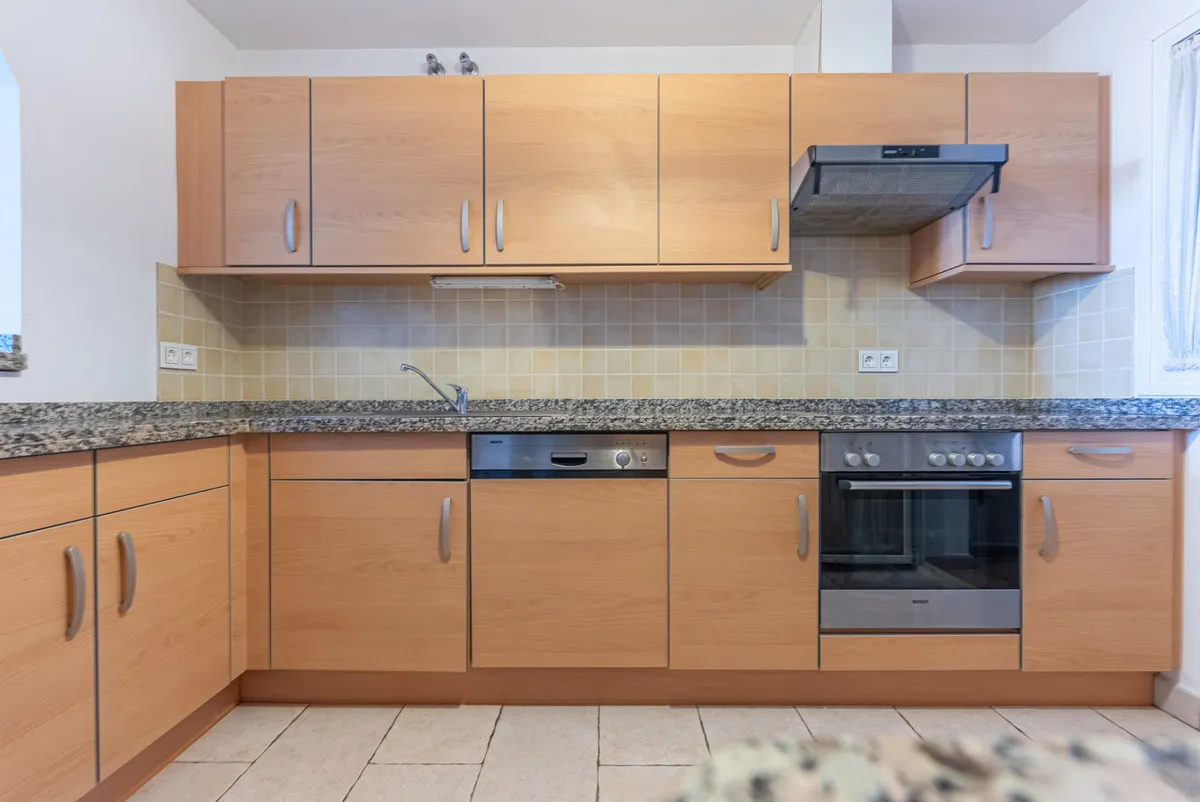 925b7803-b629-4925-a825-ee113c56786a