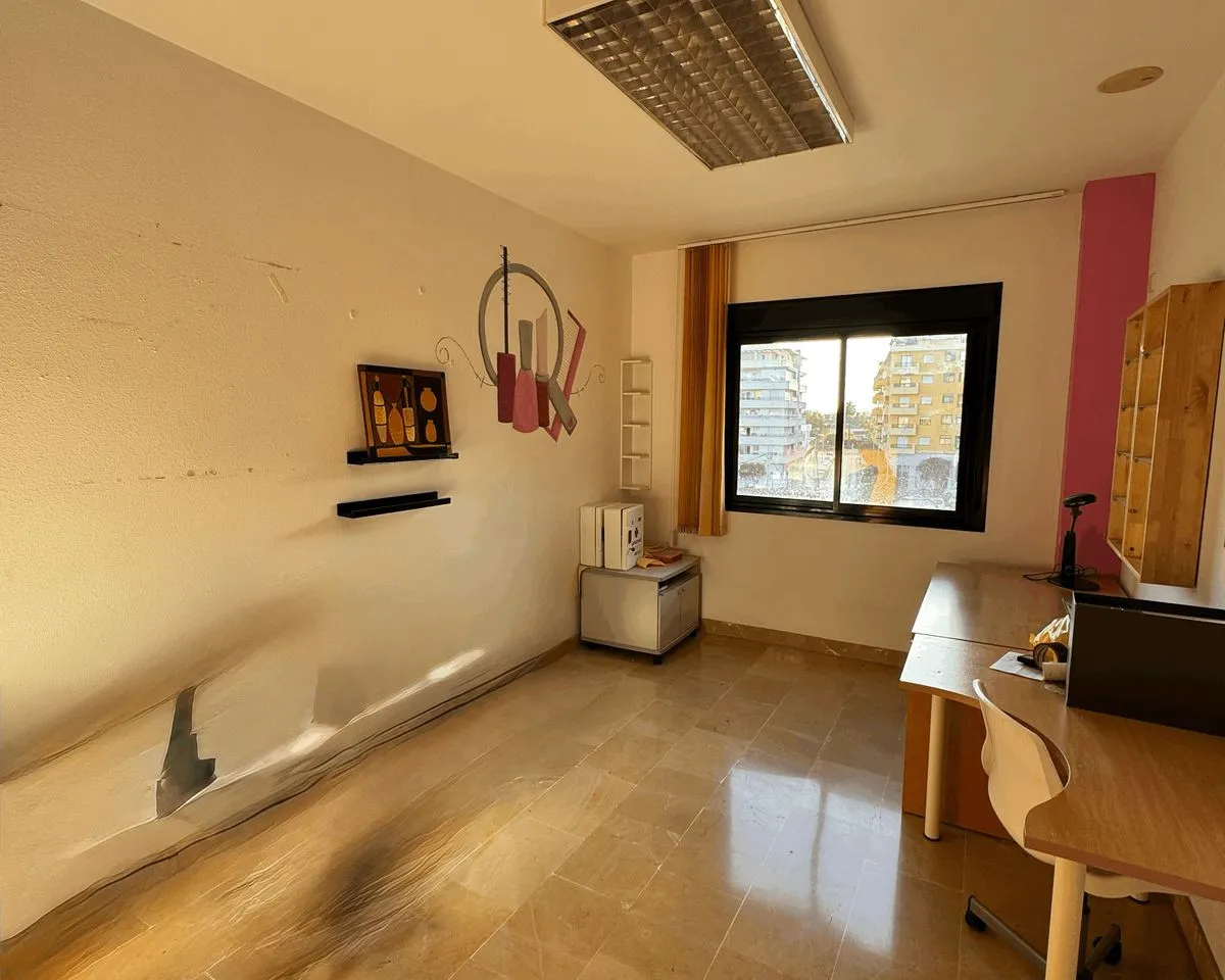 069b645b-f906-46e7-885b-c878b0035d68