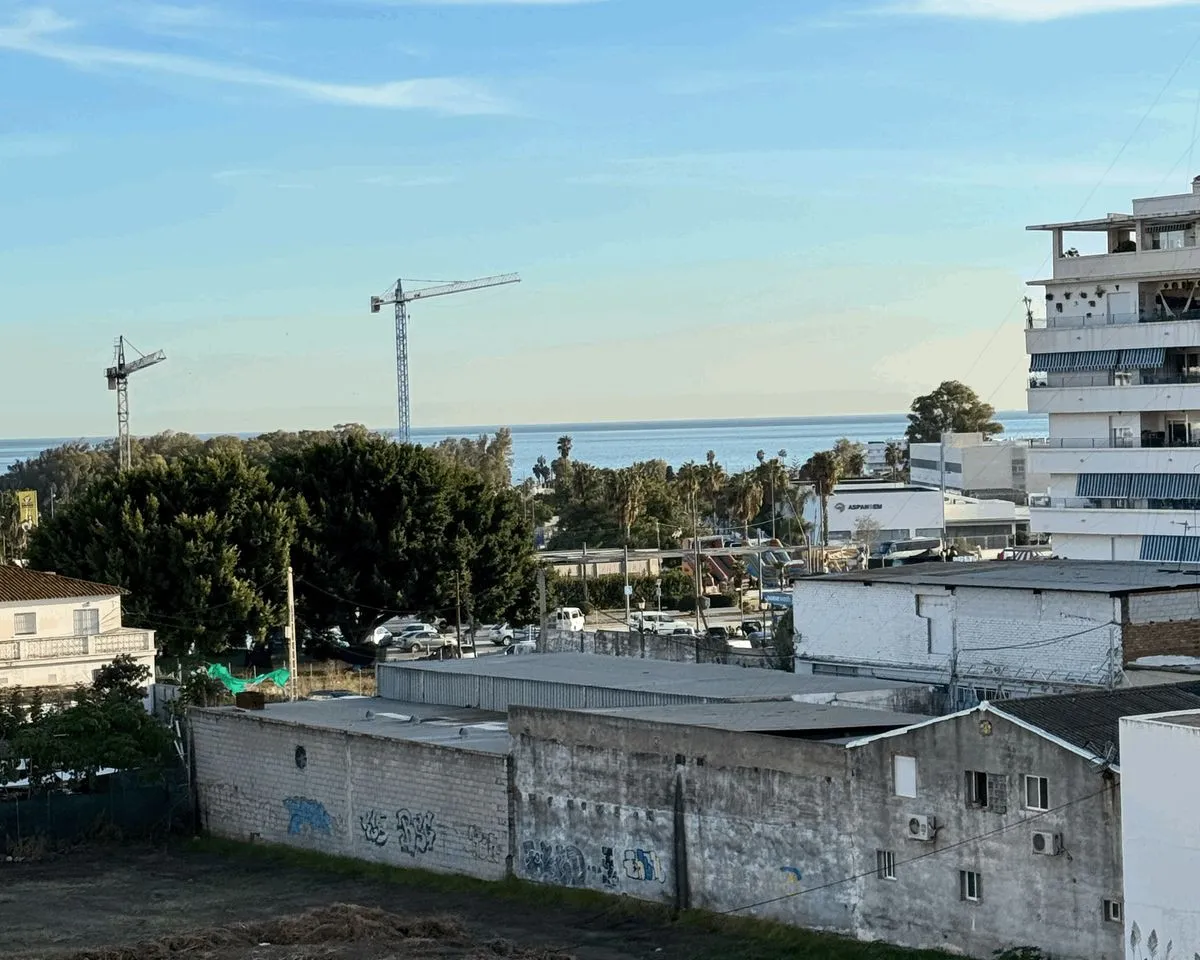 2f23c09a-7496-456c-8cc4-2bbc7c6ea6b2