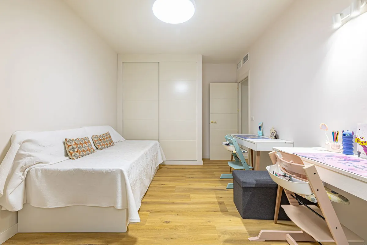 3f5ce9fc-cc2e-48ff-a42c-c161cec45e68