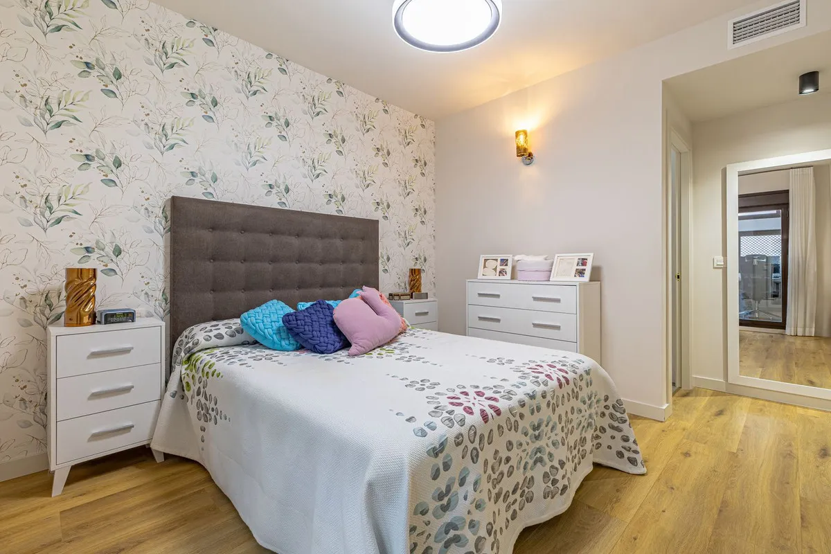 d97b125e-7362-44cb-9437-11199488aa9d