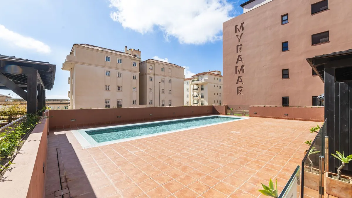 dcff4d42-248f-41f7-a736-d9c3a0a4d915