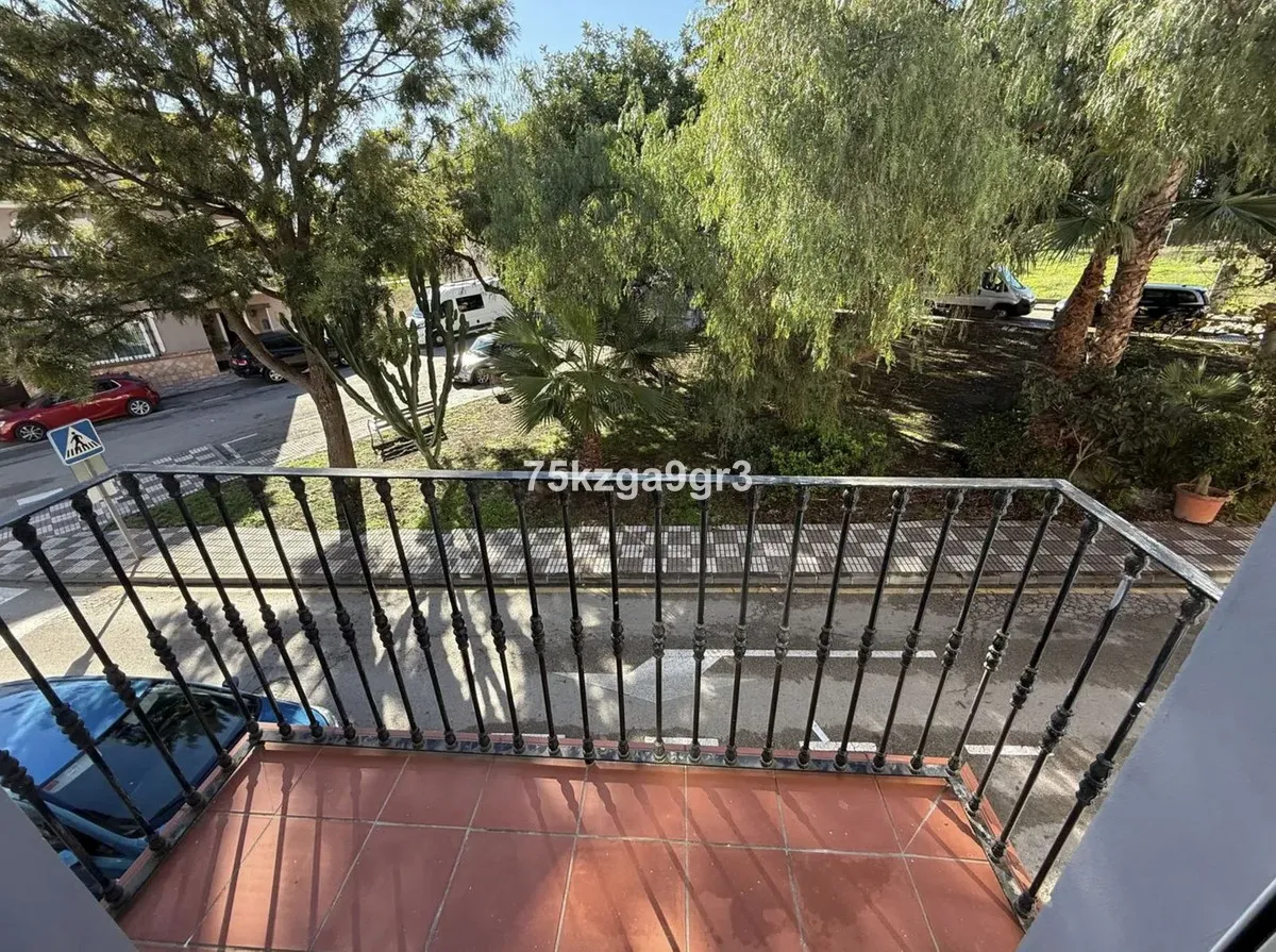 21d039de-7e65-4370-8f84-172a82b50613