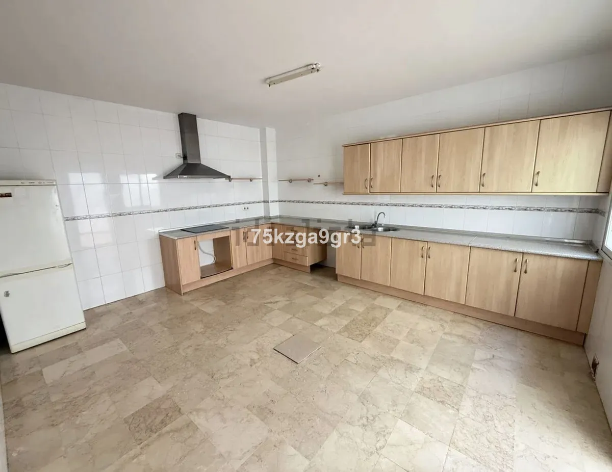 346b023f-ebc0-4d02-8737-f4d8c26cdb61