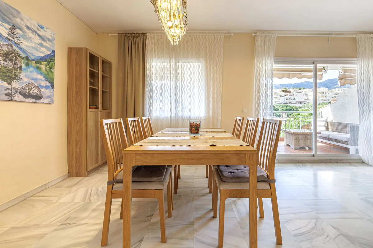 8b5ae8c2-2c98-4ad1-a12c-5d032b87ec69