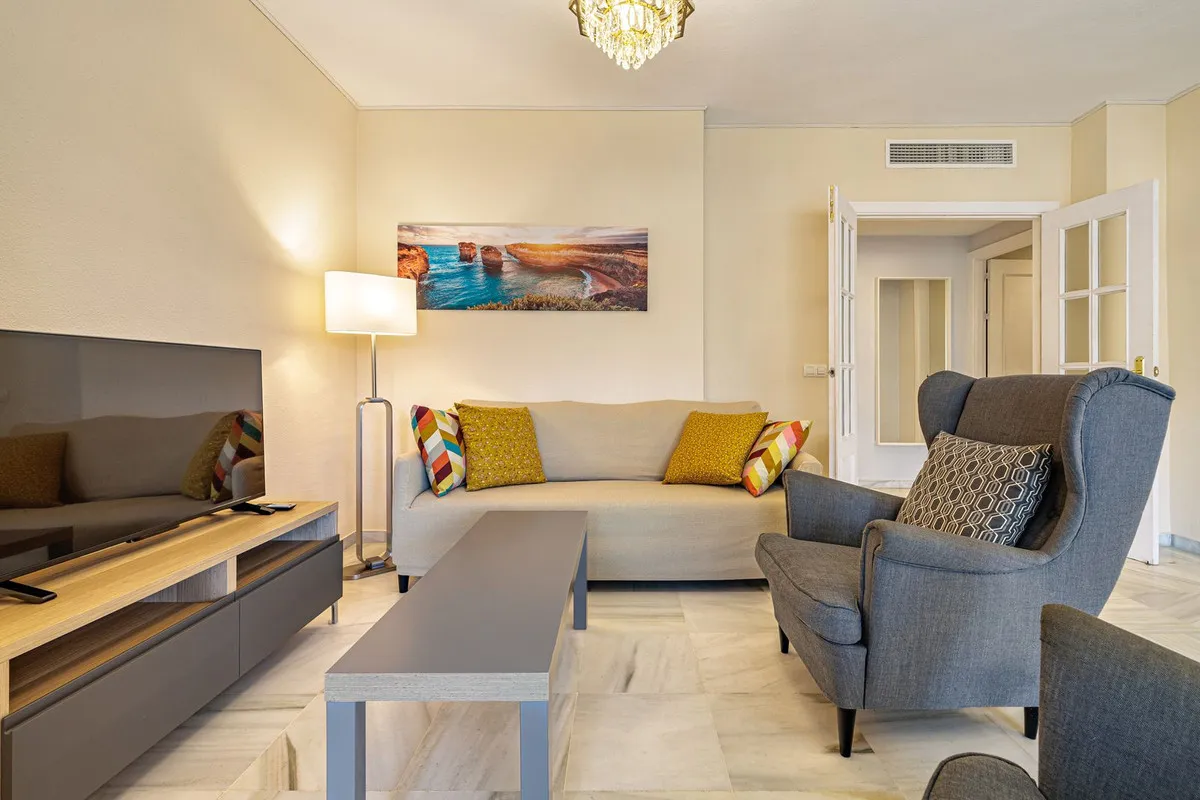 b7f3f4fa-9bb9-4e1f-9418-5923fff9d7fc