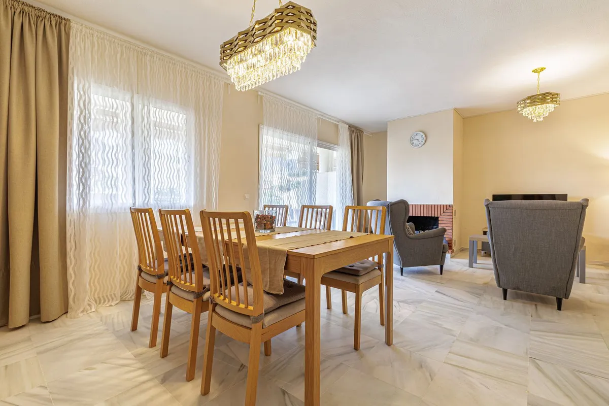 ef48d46f-b975-4a0d-90aa-fcc2038ea281