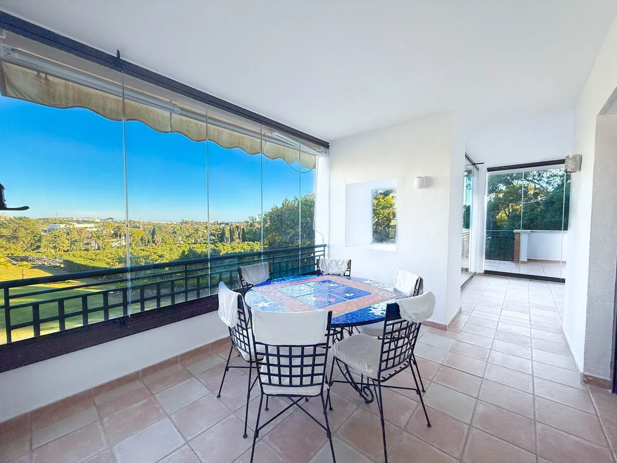 3941a879-81a6-496c-94c3-1a69ef9c9419