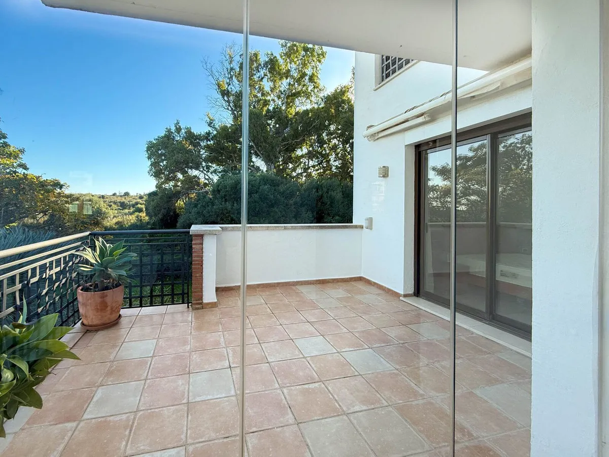 93d8ca58-3d04-4e6f-a3e0-710177c57a71