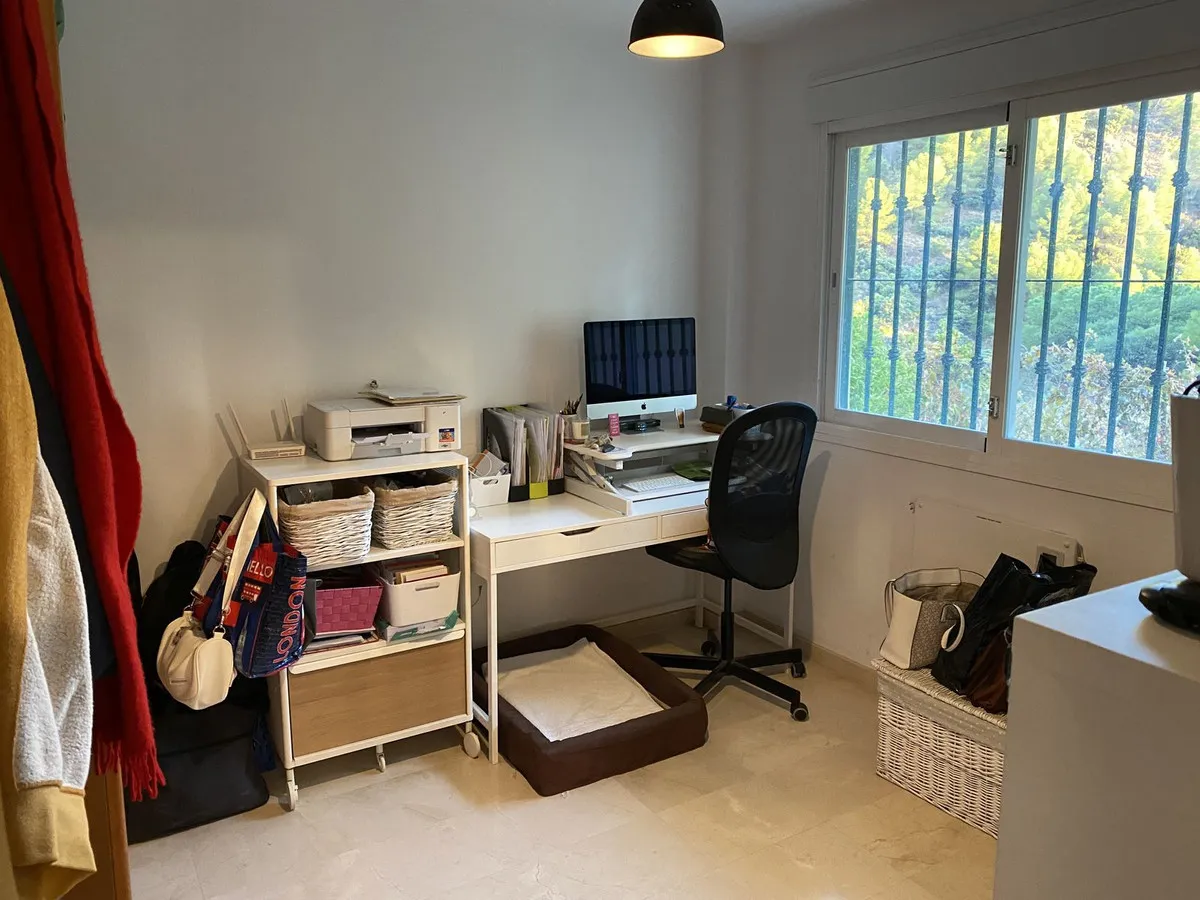 eb7583c7-9c40-462d-96c9-dddf2626df4a