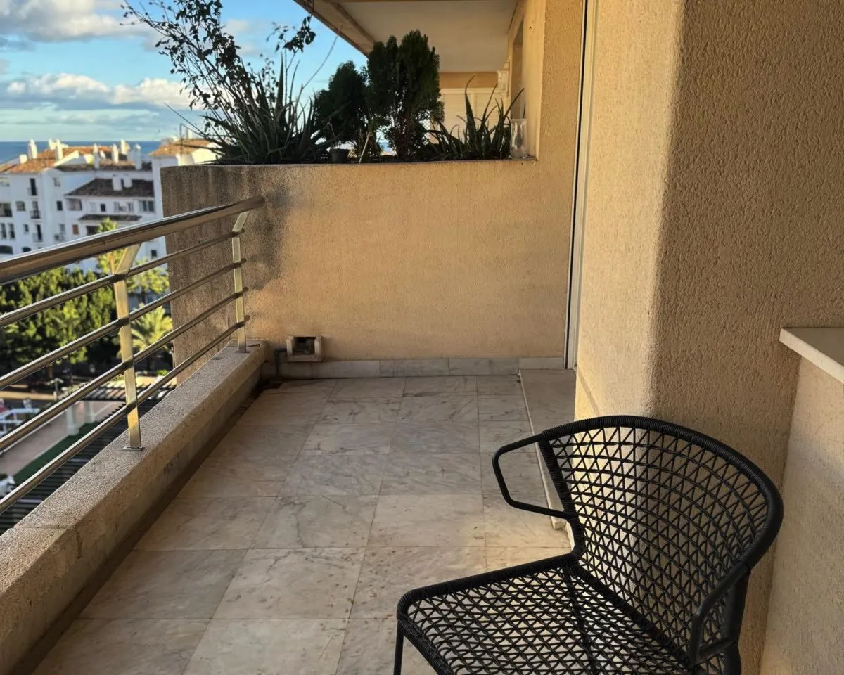 567159bc-b4b2-4c75-b4c1-fc04c308ebfa