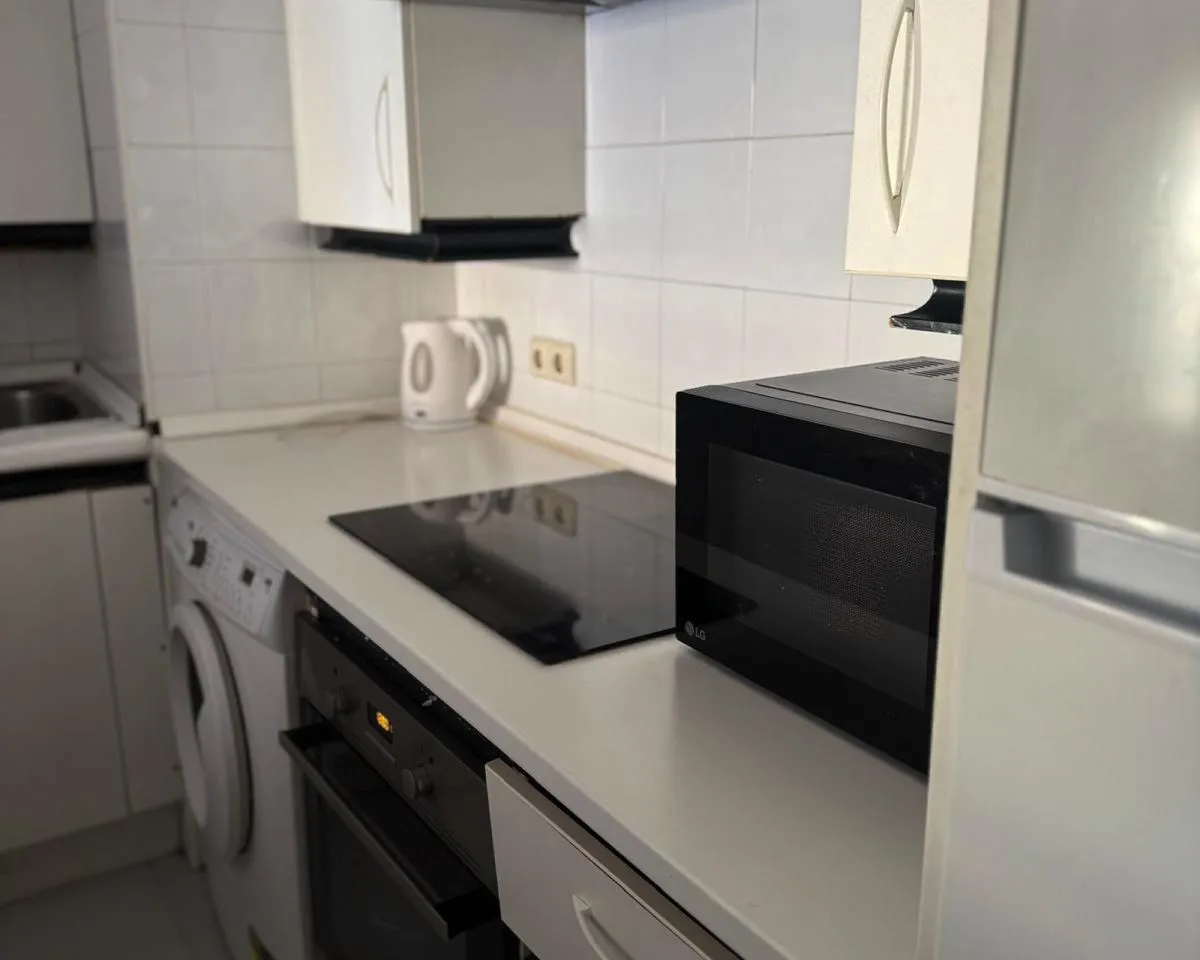 e9e871c9-67b5-4d07-bc84-eaeb00fd1623