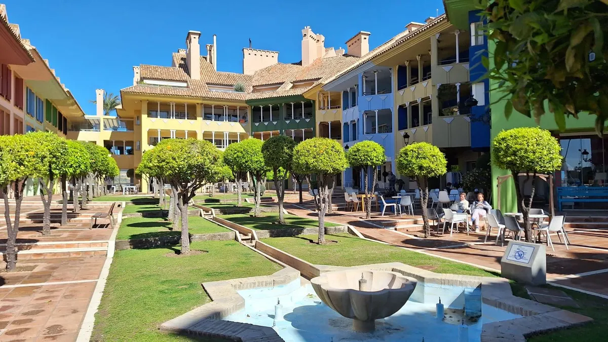 23804309-670e-4cc5-a0c7-05fb189db9eb