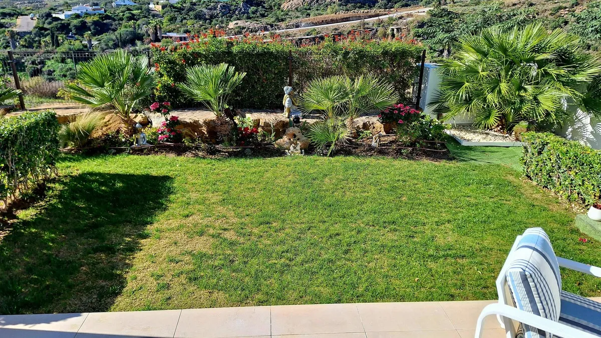 545e8121-4d32-4124-811a-f89476d059b9