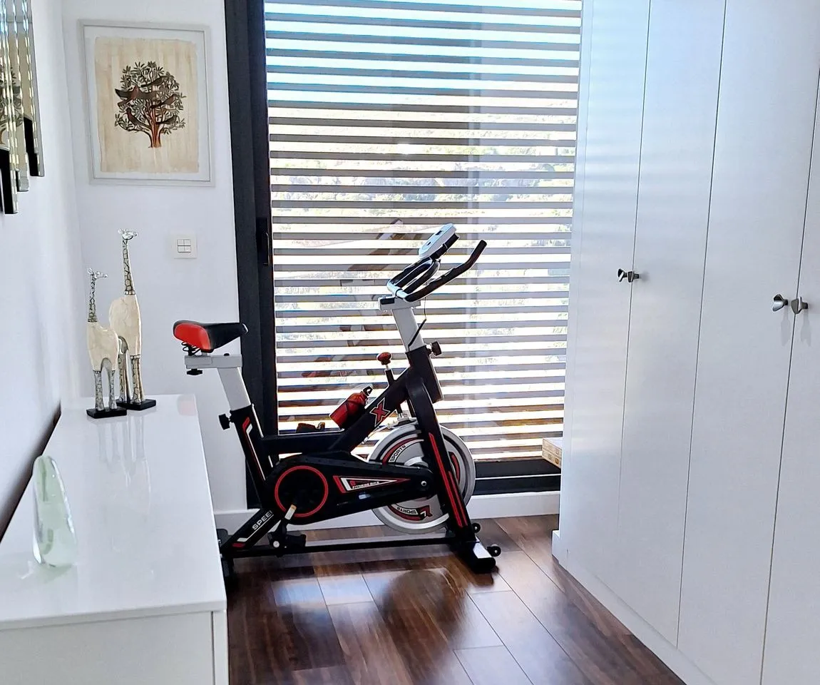 6d888a01-4853-4bf8-96ea-67b0c0ecd415