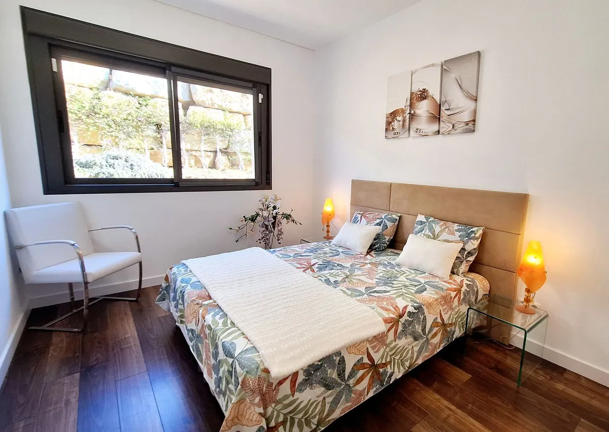 f8a59e11-2c1f-45bb-b6ff-12a690d18a4c