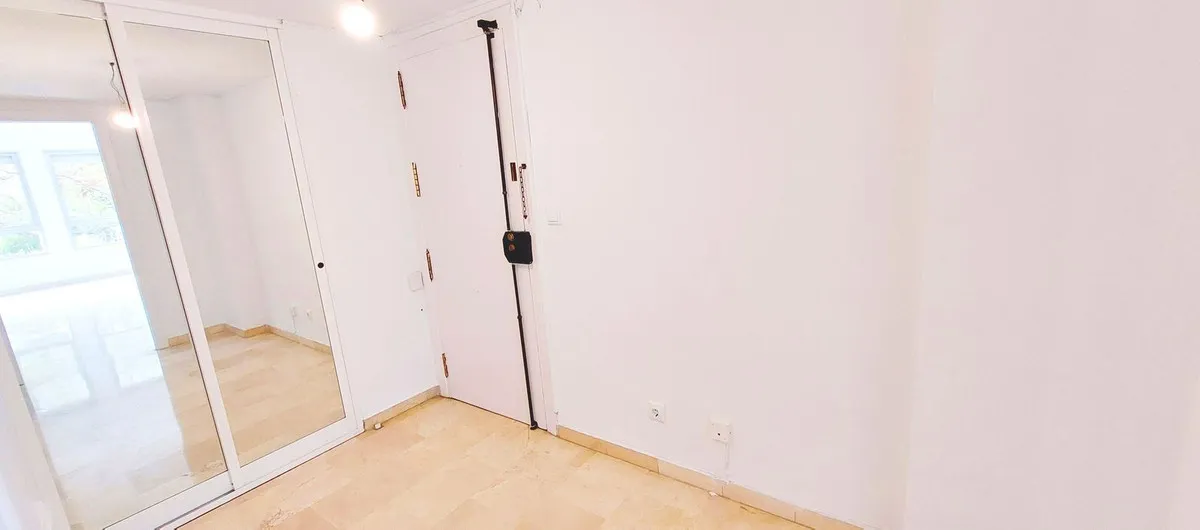 724251a1-ca62-4acb-b8e2-c0a70b1a1d48