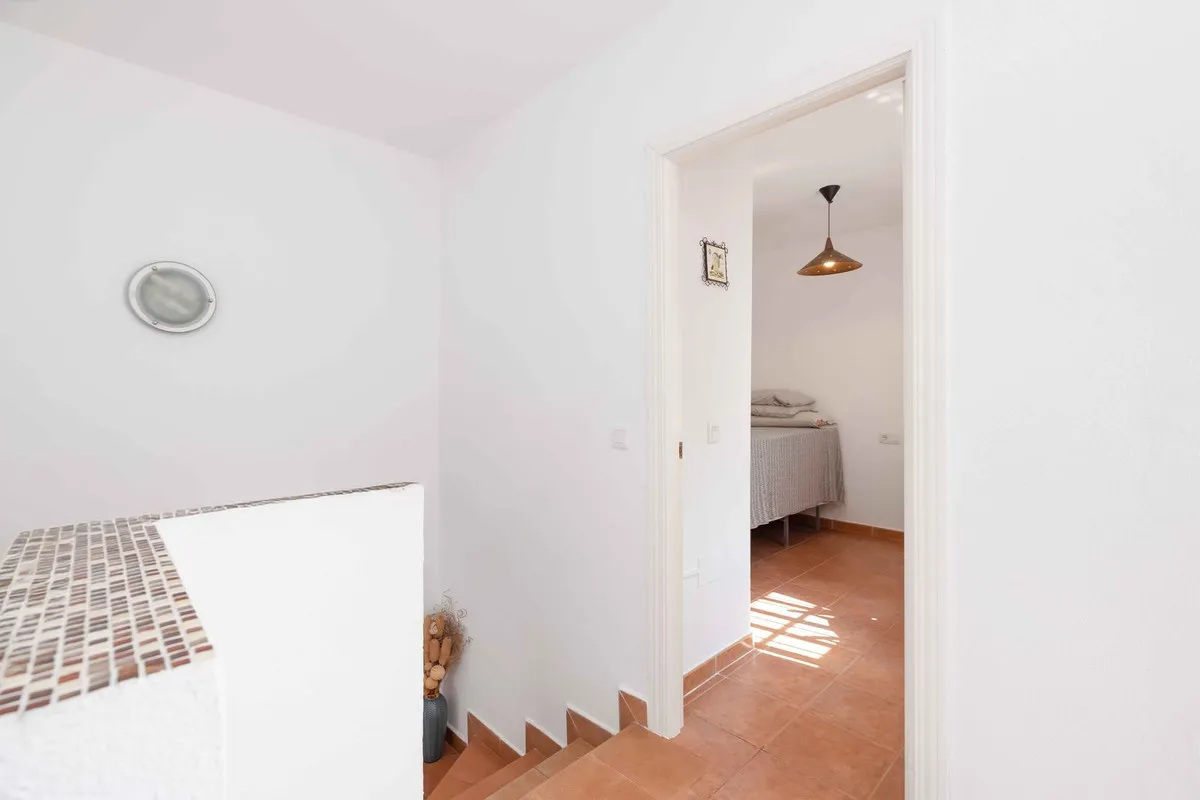 16f41bde-2af8-424c-b335-a8f76275979e