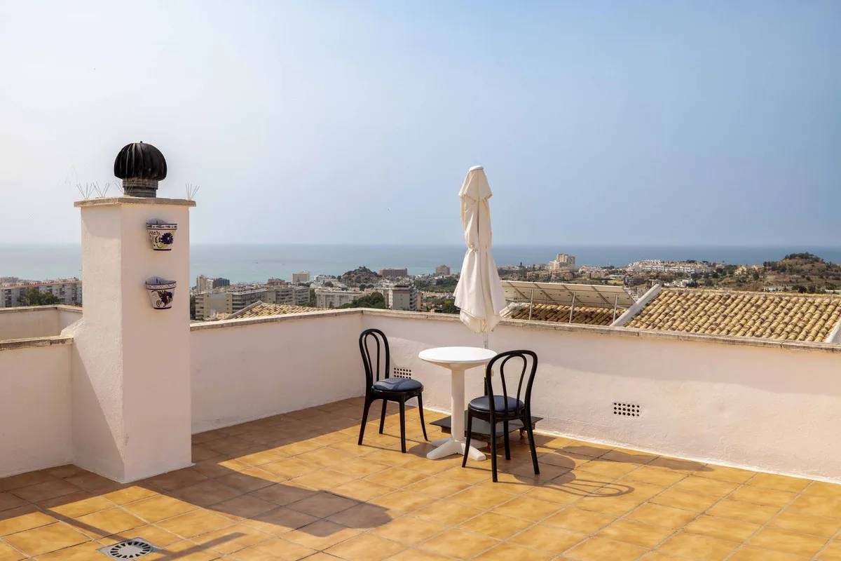 401ab22e-45cf-45de-814d-6203744cc37e