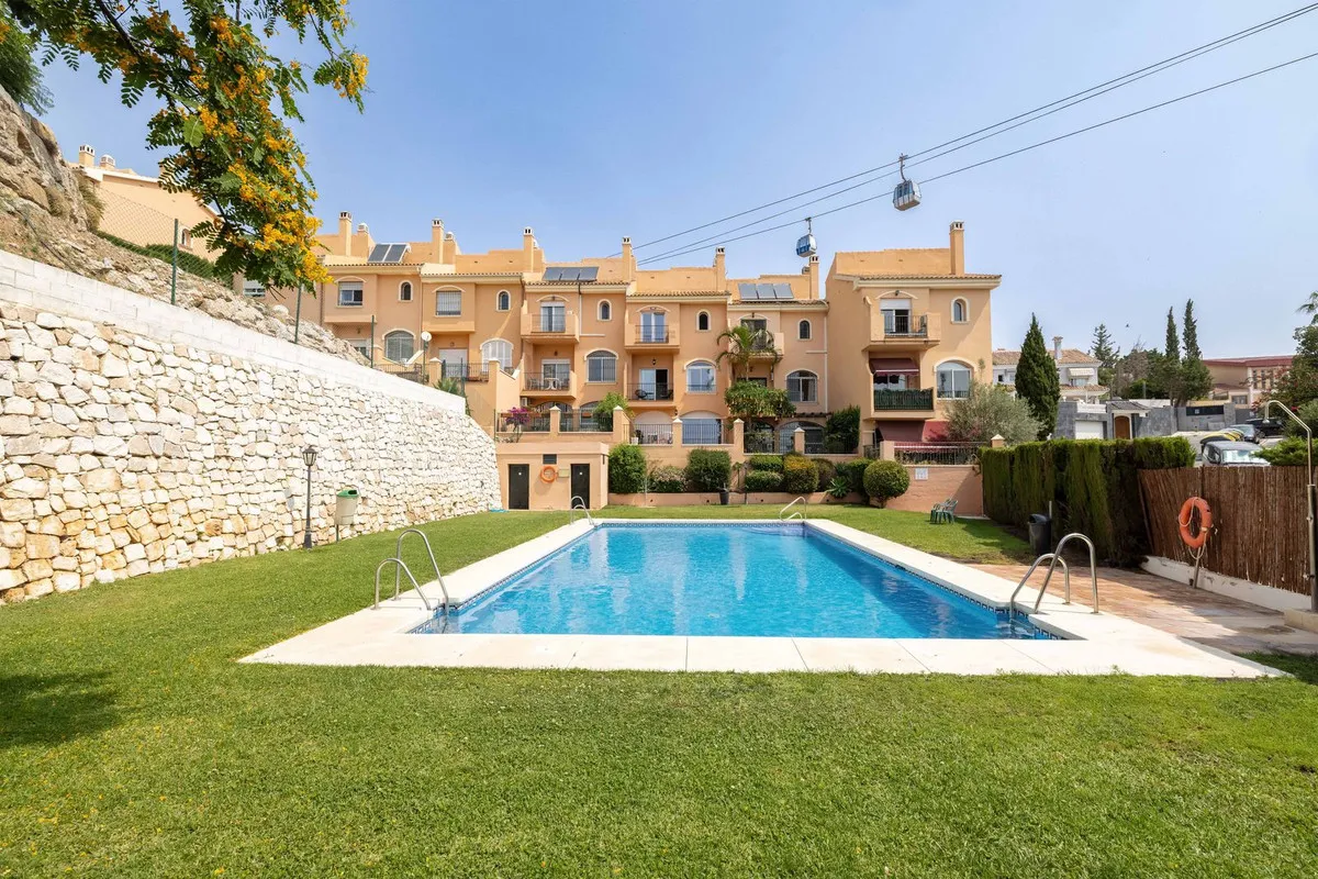 4a6766f7-30e1-4df4-aafd-fe3c753530c5